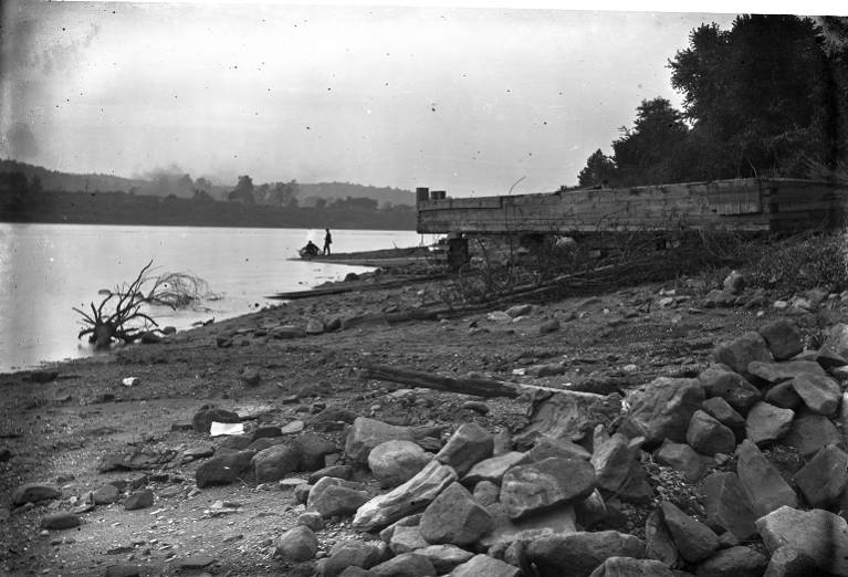 Original black-and-white historical Ohio scene